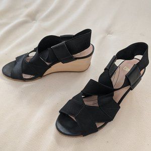 Camper Strappy Wood Wedges